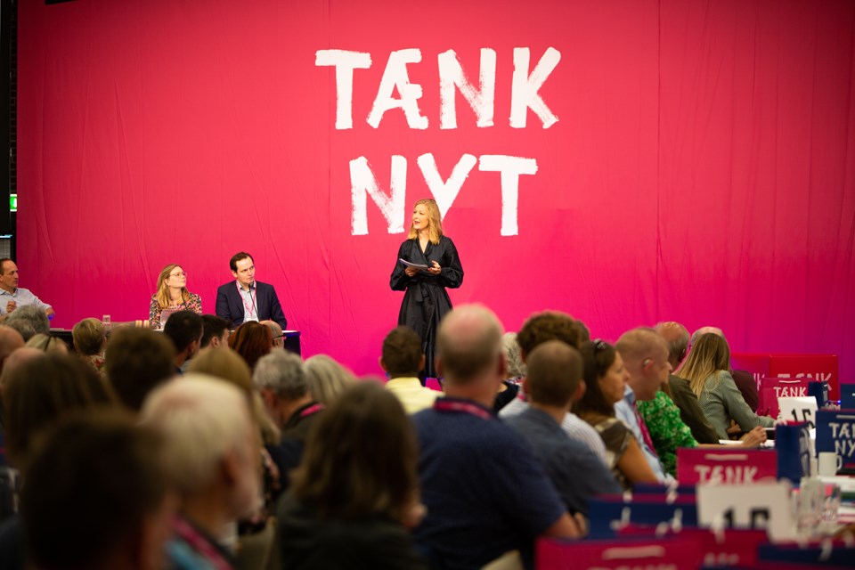 Sofie Carsten Nielsen taler ved det radikale landsmøde 2022