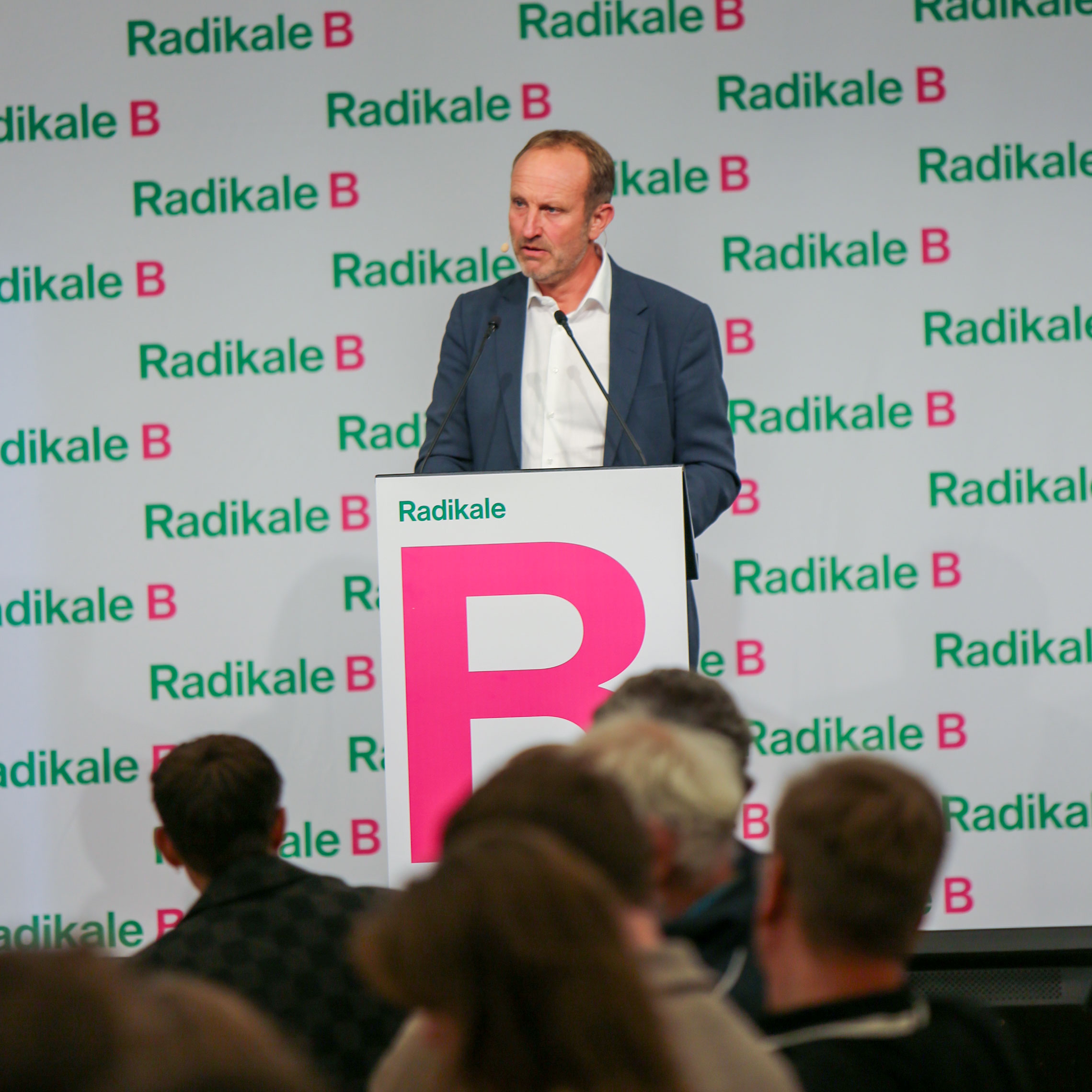 Martin Lidegaard på talerstolen under landsmødet i Nyborg